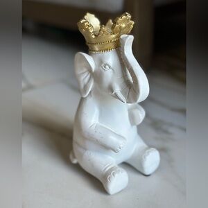 Sagebrook Home White Elephant Elegant Figurine Decor